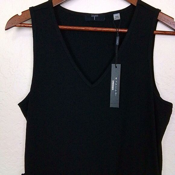 Tahari Solid Black Elastic Waist V-Neck Sleeveless Pleated Maxi‎ Dress Size M - Picture 4 of 14